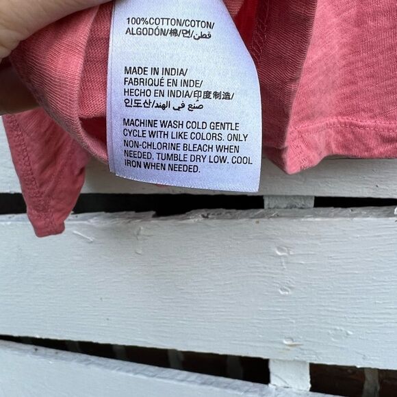 NWOT Sharkbite Hem Tee Shirt - Picture 5 of 6